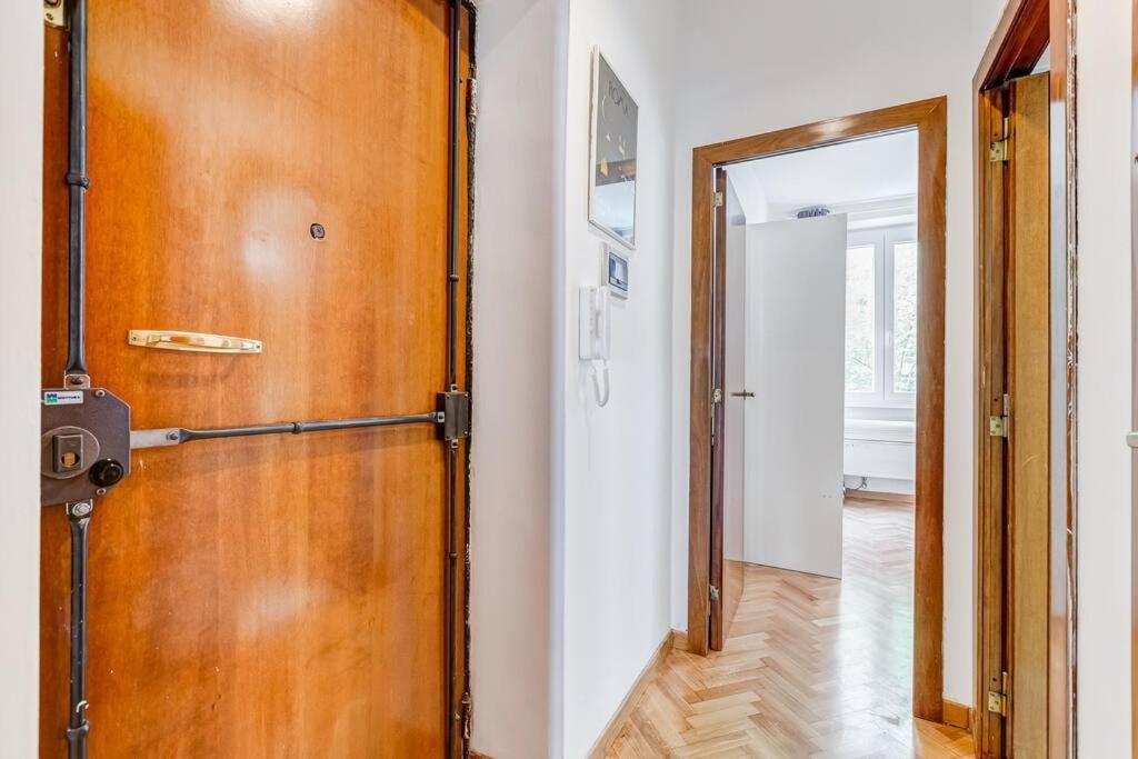 Apartamento Luminous Few Steps From Piazza Navona Roma